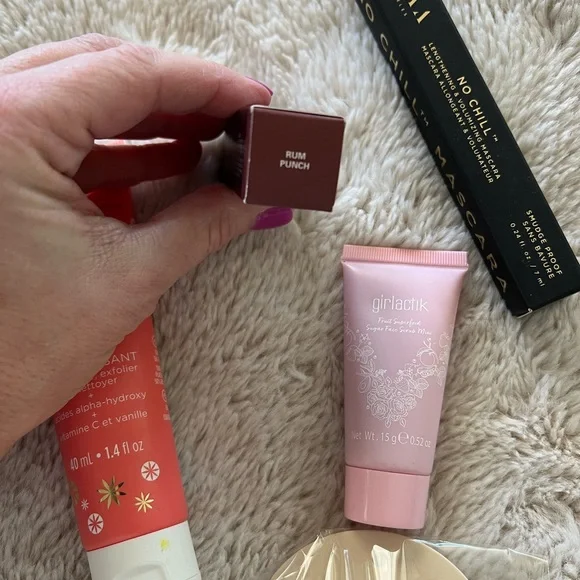 Michael Kors mini bucket bag bundle - Picture 14 of 16